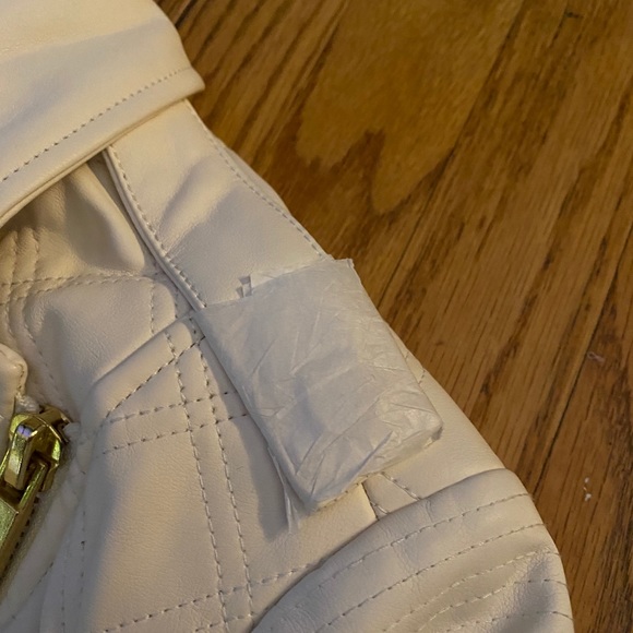 Disney White faux leather jacket- Cinderella - Picture 8 of 9